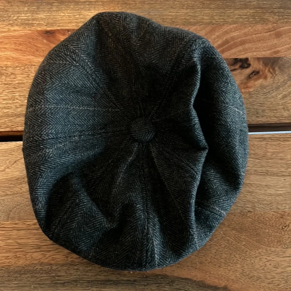 KB ETHOS Gray Chevron Print Wool Blend Newsboy Cap Hat sz Small/Medium
